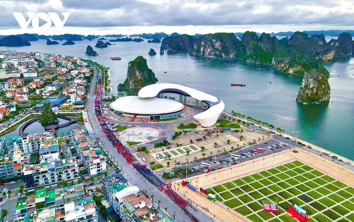 Politburo approves plan to establish Quang Ninh as centrally-governed city